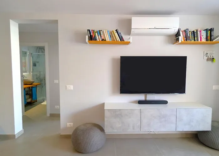 Pool Level Flat In Parque Santiago 1