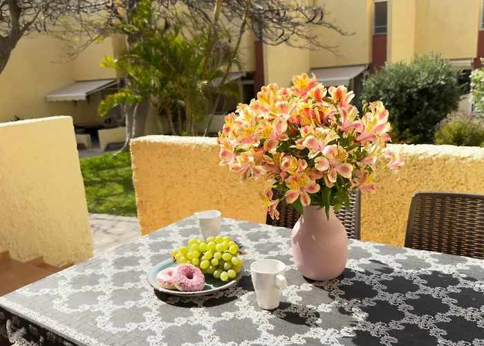 Cortijo Sunny Duplex With Heated Pool & Terrace In Playa De Las Americas